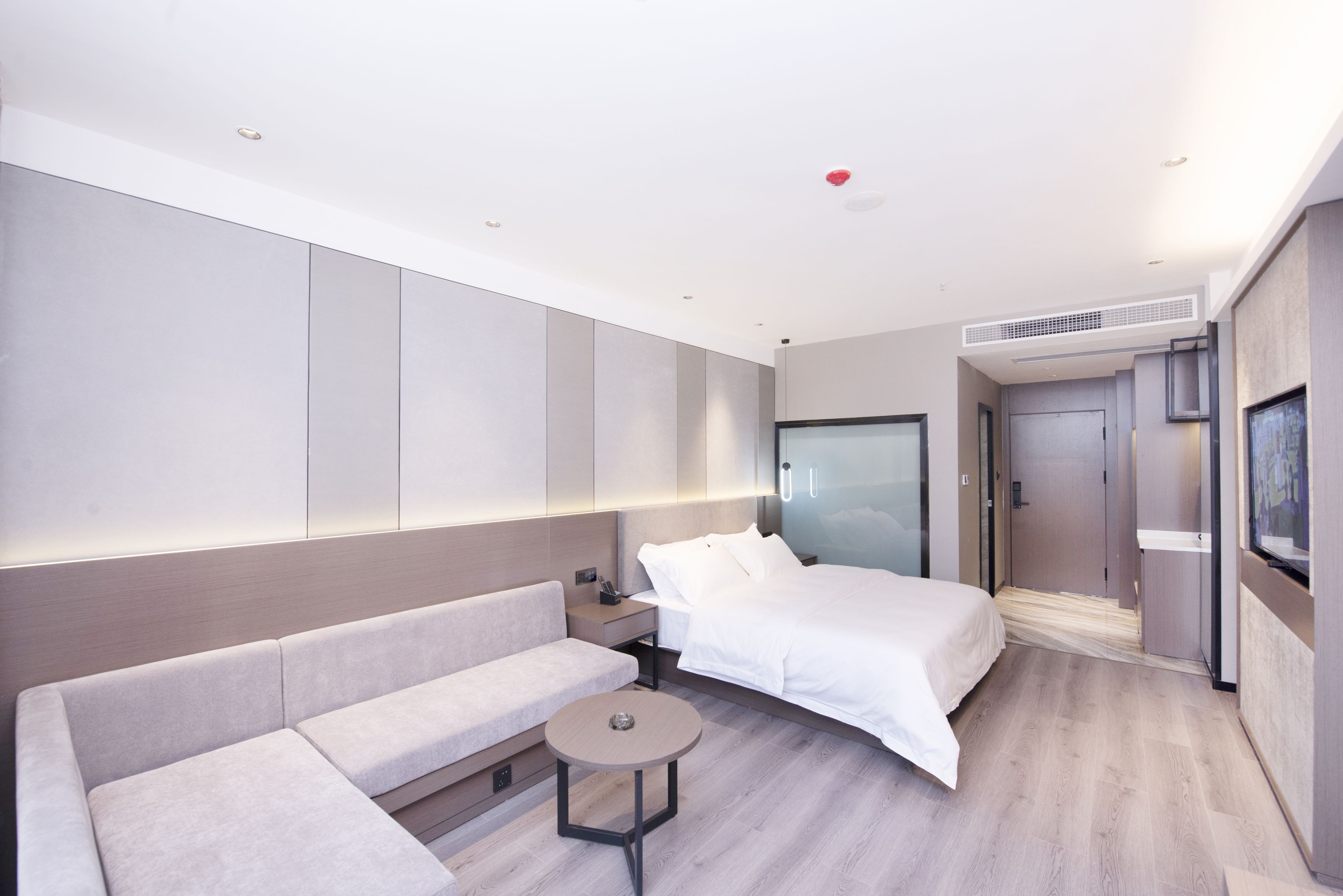 江景豪华大床房（智能加湿器+品质床品+乾湿分离）