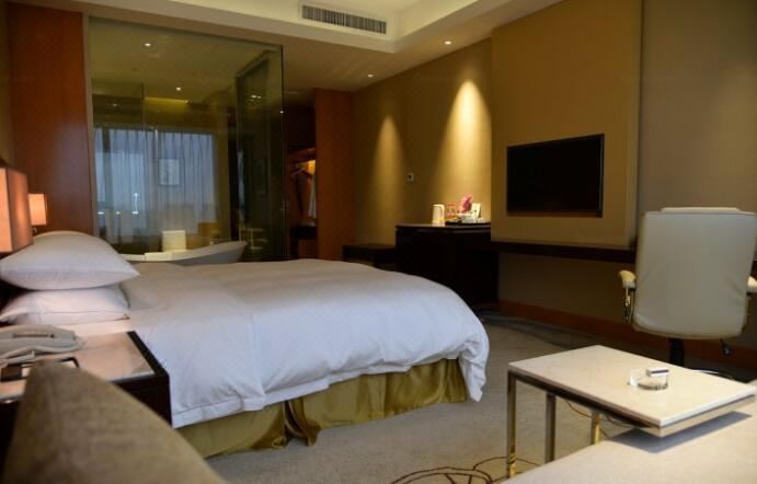 江景行政大床房（智能萃茶機+ROCA智能馬桶墊圈）