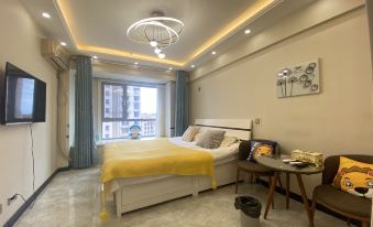 Huludao 1314 Light Luxury Homestay