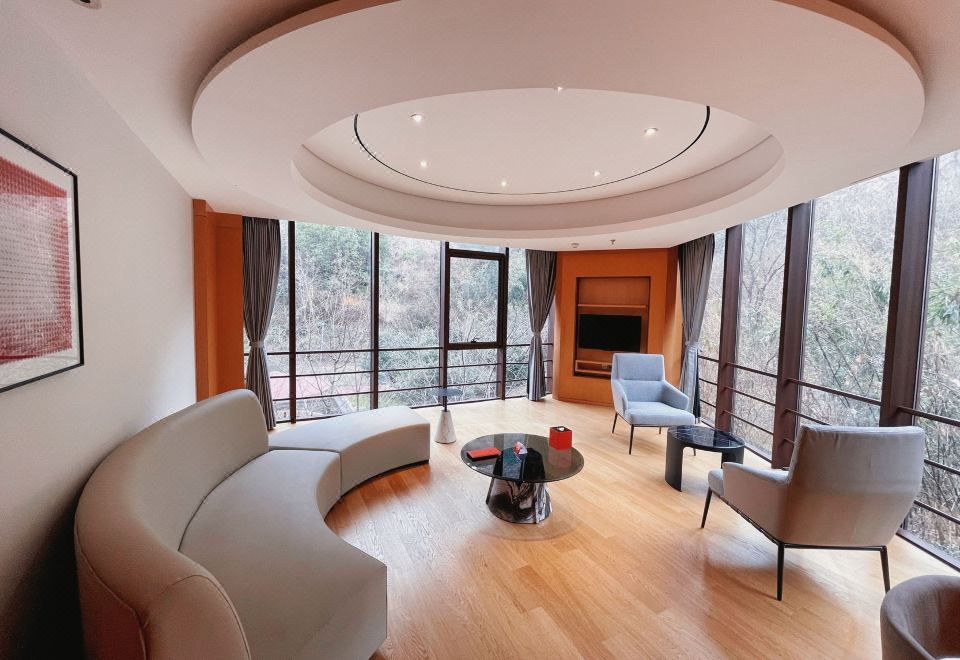 Suzhou Tonino Lamborghini Rosso HotelGarden Smart Suite