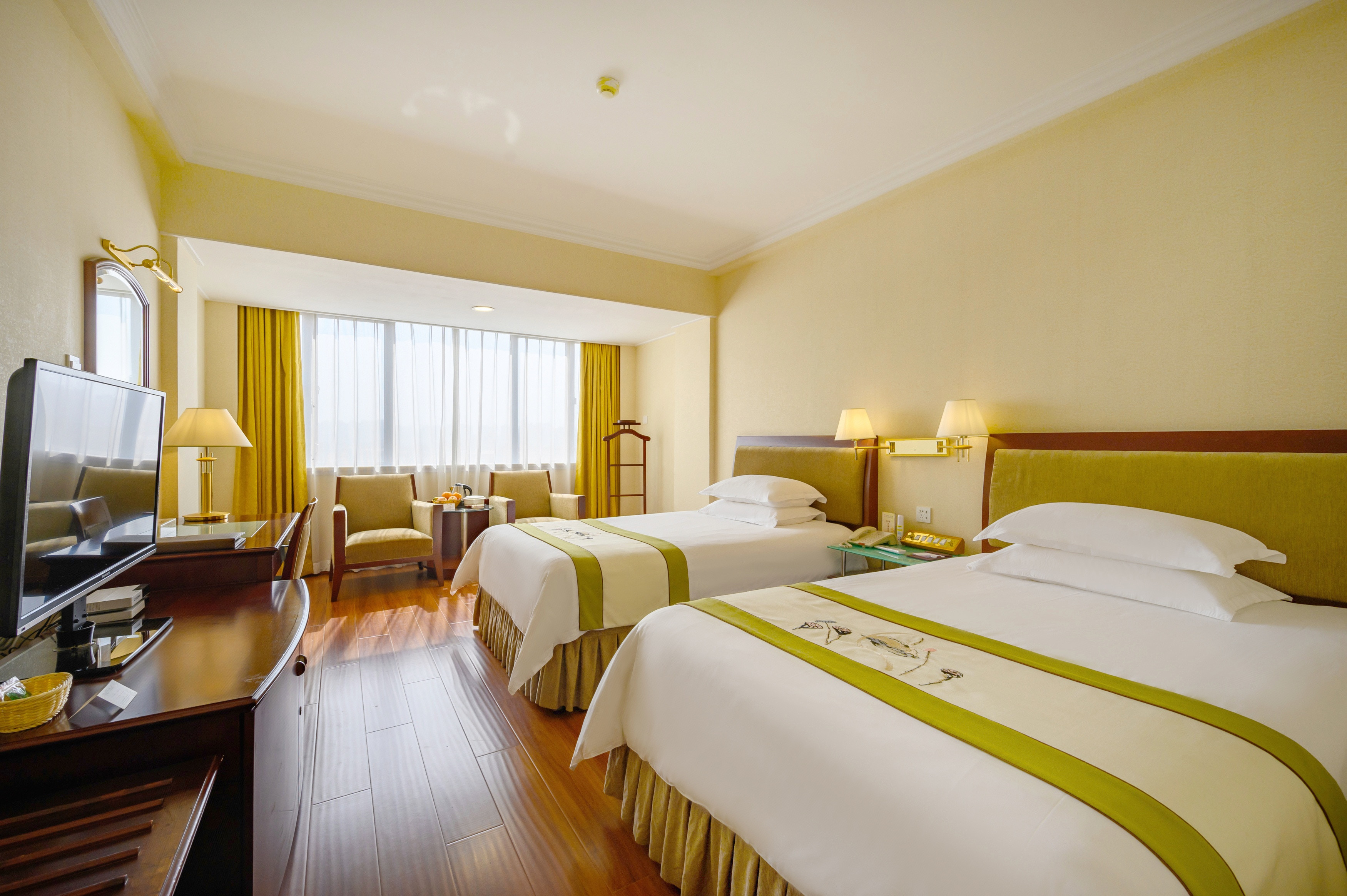 Overseas Chinese Hotel优选双床南音木偶主题房