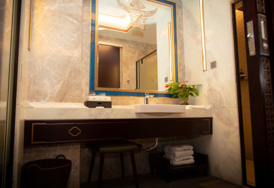 全景豪华地暖商务套房