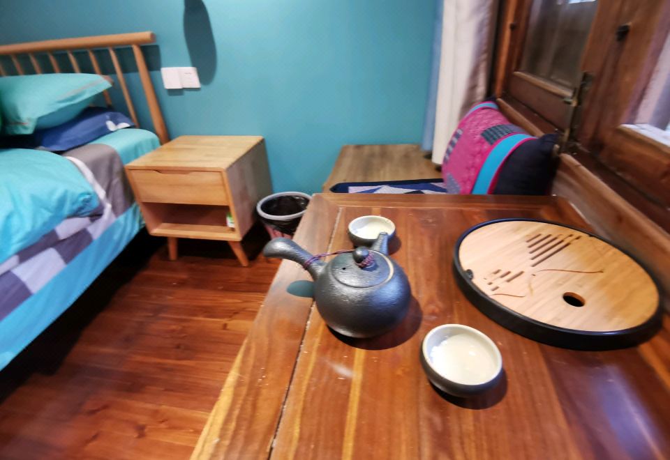 Zhilan Scenic Balcony Double Bed Room