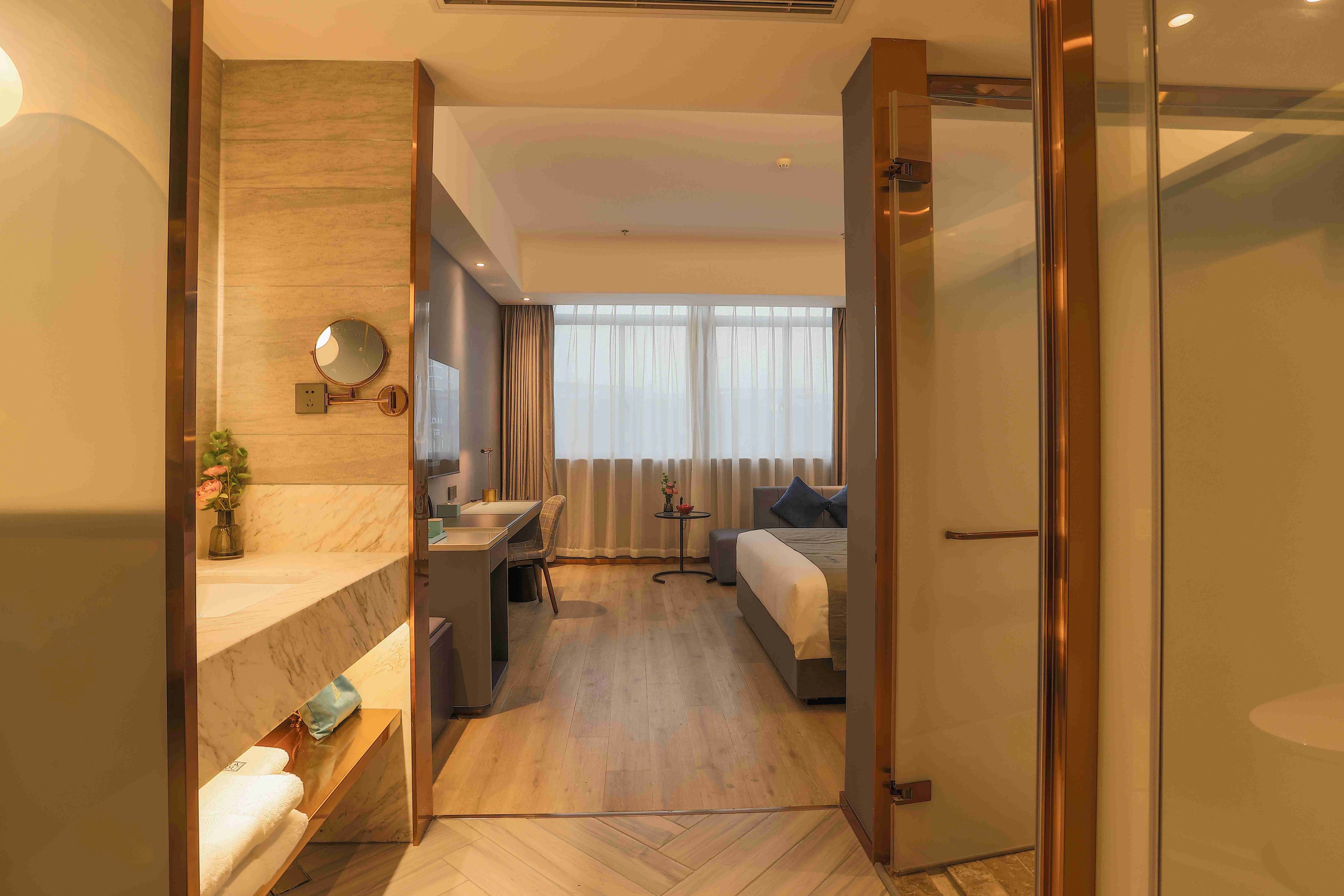 兰欧行政臻享大床房