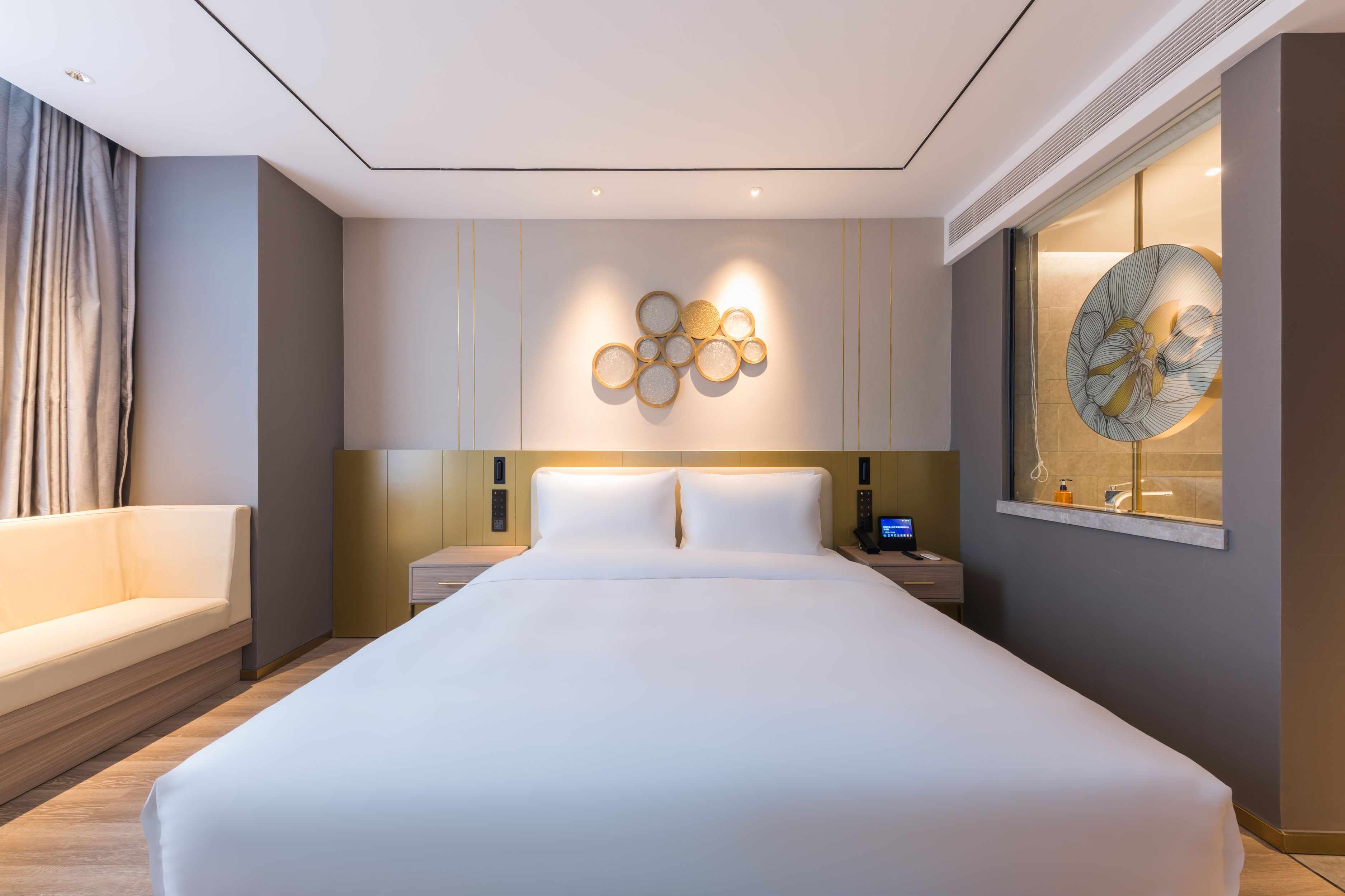 月若流金大床房（全屋智能+手机投屏）