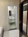 Baoying Qizhong Hostel