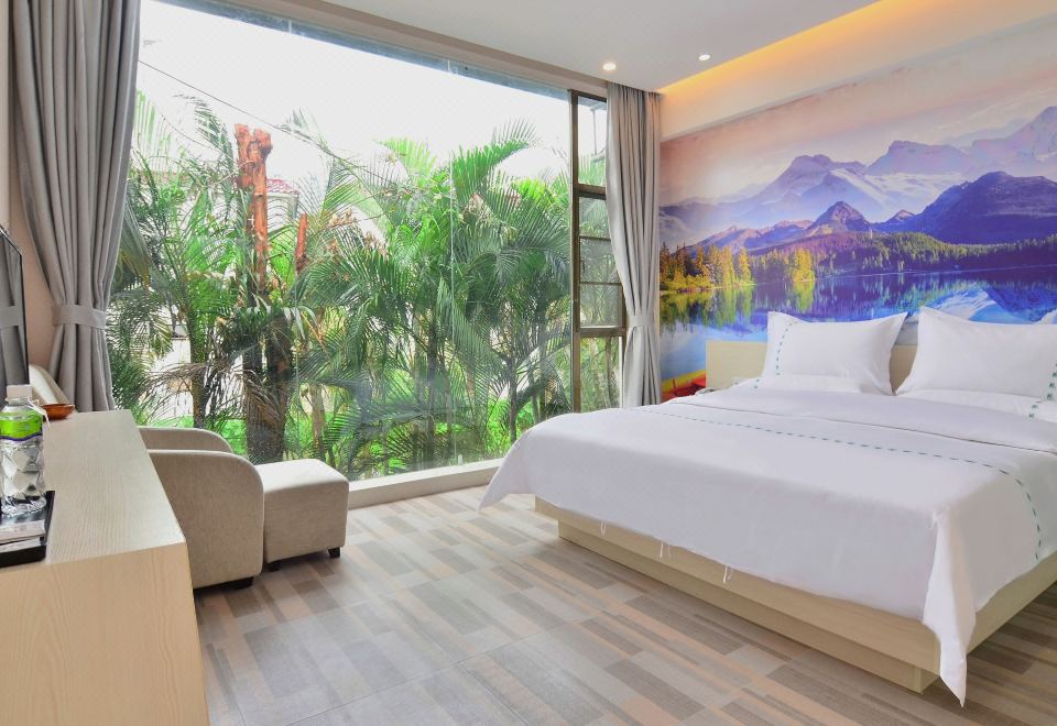 泉栈H号楼4房1厅（副楼区）