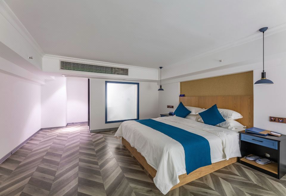 自由夢·Loft粉紅滑梯大套房【洗衣機+小廚房+冰箱】