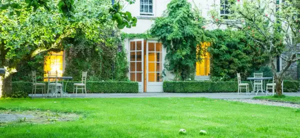 Hotels With parking in County Laois, Ireland
