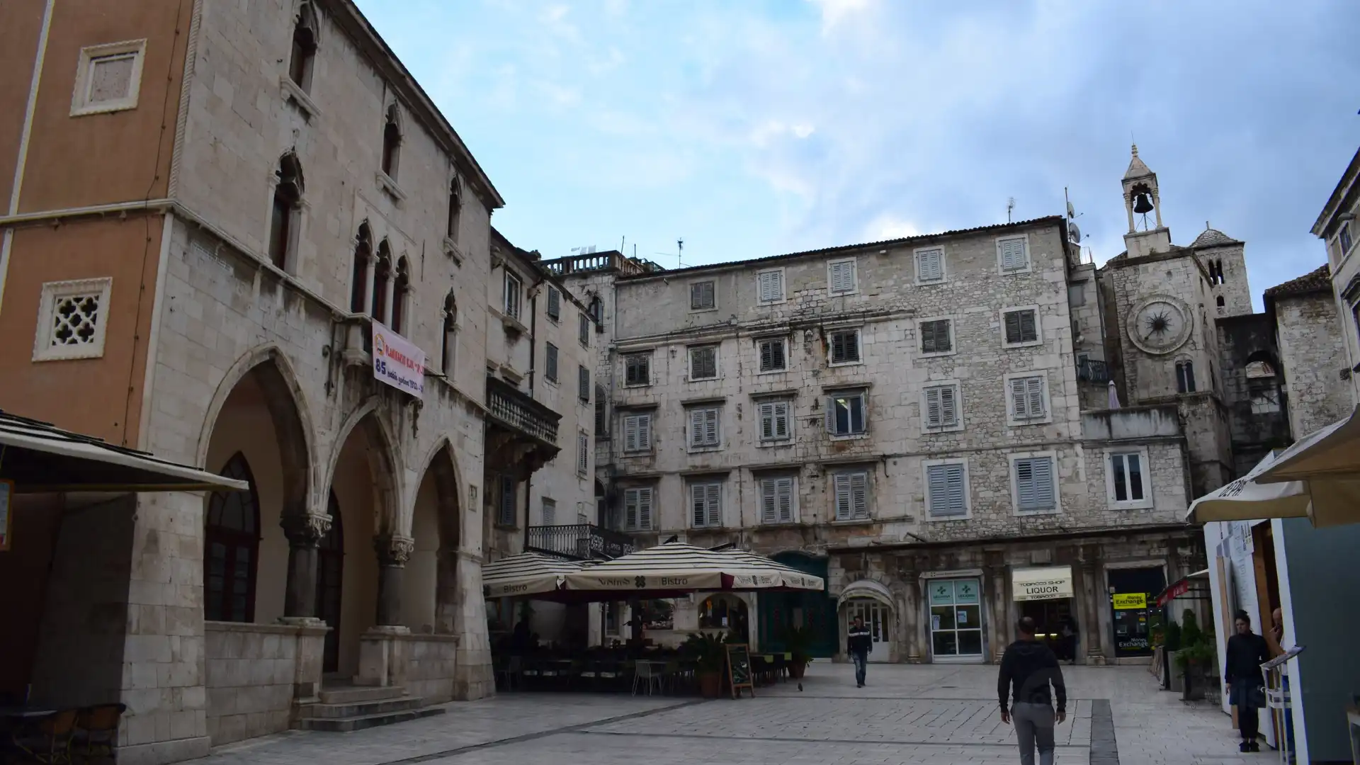 Hotels near Old Town Hall
