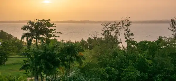 Khách Sạn 2 Sao Tại Suriname