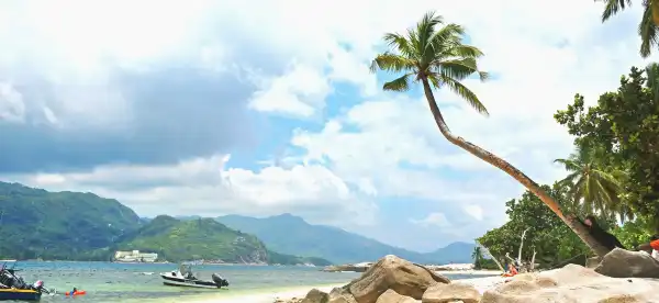 Seychelles Hotels With Pools