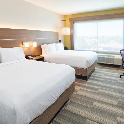 Standard Room Holiday Inn Express & Suites Taylor, an IHG Hotel Promo Code