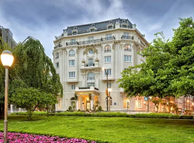 Hotel Carlton Hotels in 