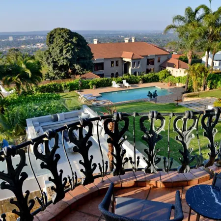 Apogee Boutique Hotel & Spa