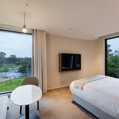 Studio King Room Oval Hotel Promo Code