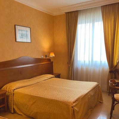 Economy Quadruple Room Hotel Conchiglia d'Oro Promo Code