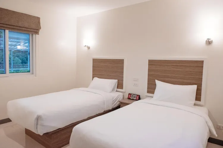 Cottage With 2 Single Beds