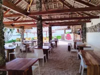 Tepanee Beach Resort