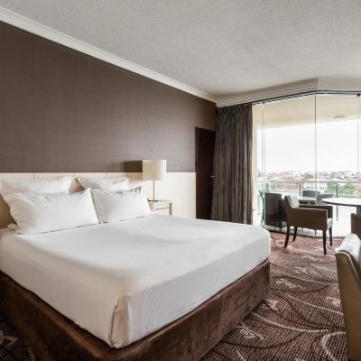 Suite with Spa Bath Lakes Hotel Promo Code