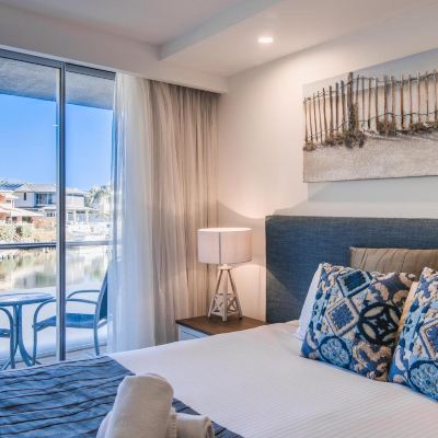 Standard Suite Hotel Laguna Holiday Apartments Promo Code
