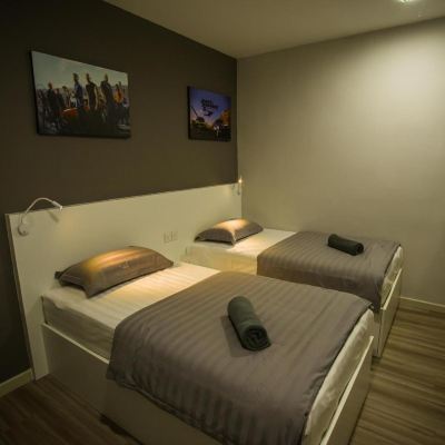 Twin Sharing Room Hollywood Hotel Promo Code