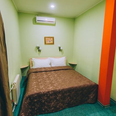 Suite Room Alexander House Promo Code