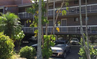 Holland Park Motel - Housity