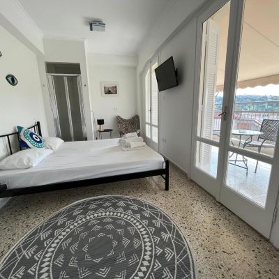 Superior Quad Room Ensuite With Balcony & Acropolis View Safestay Athens Promo Code