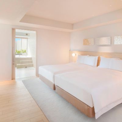 プレジデンシャル スイート 2ダブル ソファベッド付 コーナールーム ガーデンアクセス プライベートプール イラフ SUI ラグジュアリーコレクションホテル 沖縄宮古 クーポン