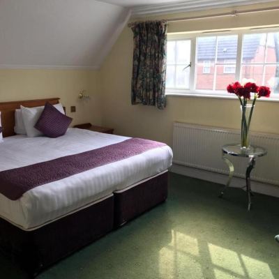 King Suite Harefield Manor Hotel Promo Code