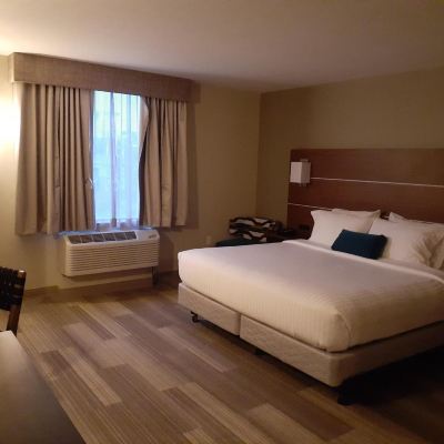 King ADA Room Simple Suites Boise Airport Promo Code