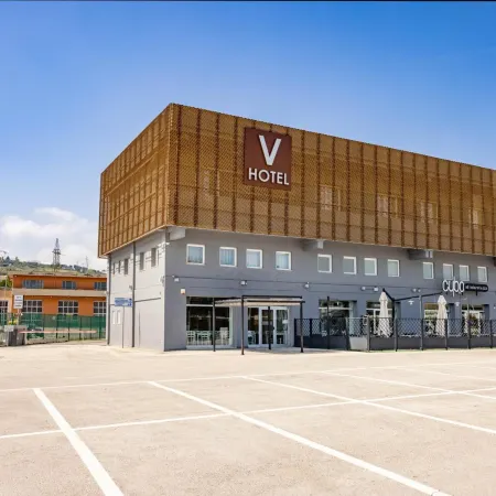 V Hotel