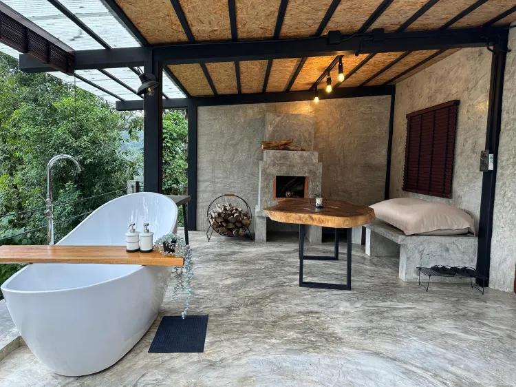 สวีทแฟมิลี่พร้อมอ่างน้ำร้อนกลางแจ้งส่วนตัว