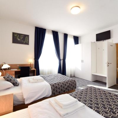 Standard Twin Room Hotel Orient Express Promo Code