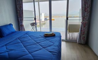 Chomtawan Raft - Housity