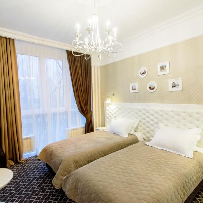 Family Suite Hotel Voyage Promo Code