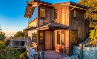 The Wheelhouse Inn - Housity