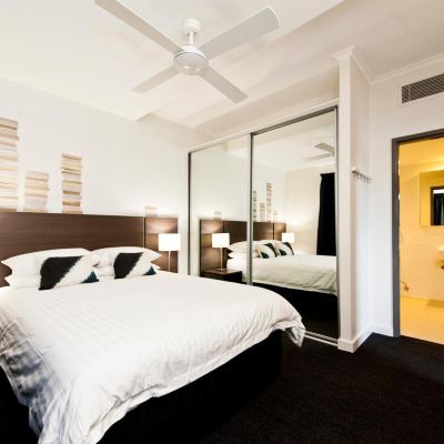 One-Bedroom Apartment St Catherine's on Park Promo Code