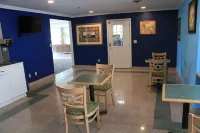 Days Inn by Wyndham Seatac Airport