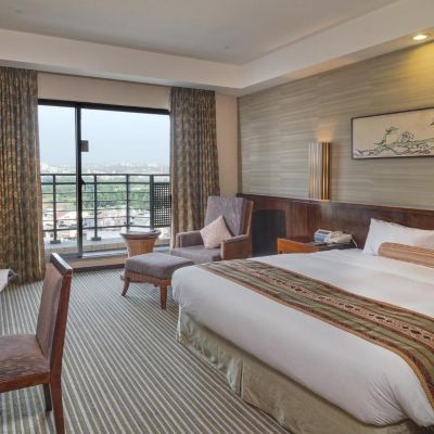 豪華客房-大床 嘉義耐斯王子大飯店優惠