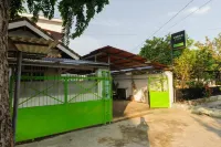 Urbanview Hotel Betego Syariah Enggal by RedDoorz Отели в г. 