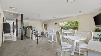 Red Arrow Inn & Suites, a Travelodge by Wyndham