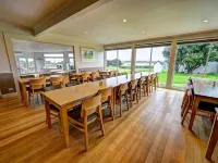 Diamond Island Resort, Restaurant & Bar and Penguin Show Hotels in Bicheno