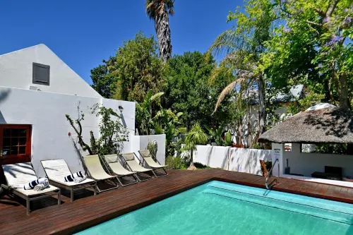 Mimosa Lodge