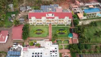 Westbay Resort & Spa