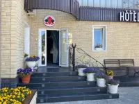 Hotel Tsvetyi 페름 호텔