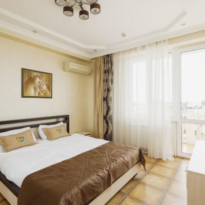 Two-Room Apartment Elle Hotel Promo Code