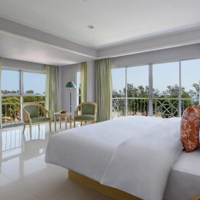 ห้องดีลักซ์หัวมุม - เตียงคิงไซส์ รหัสโปรโมชั่น สถานพักฟื้นและพักผ่อนกองทัพบกสวนสนประดิพัทธ์ฯ