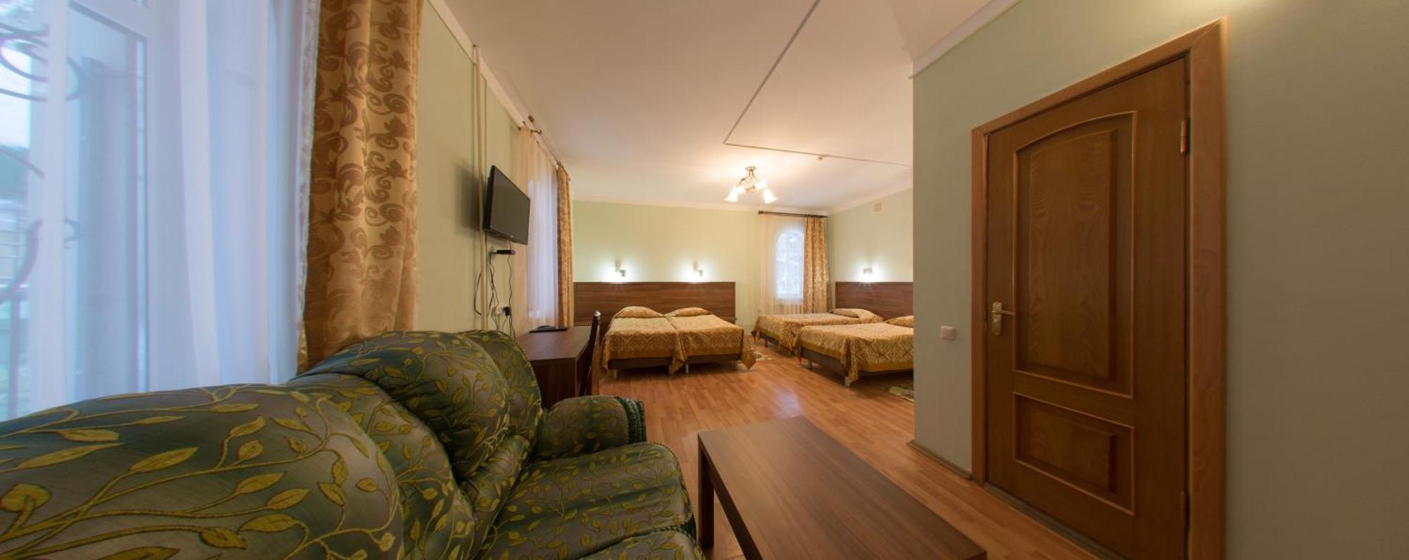 美景标准四人间